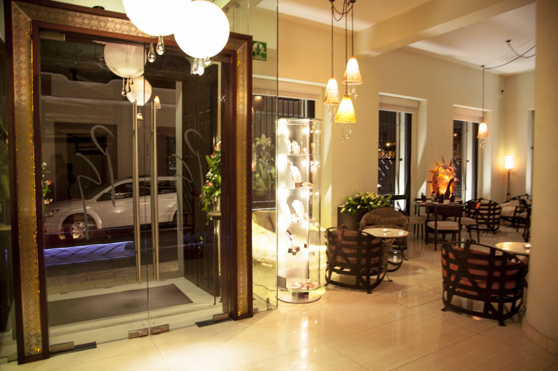 Plaza Gallery Hotel Boutique Сан-Кристобаль-де-Ла-Касас Экстерьер фото