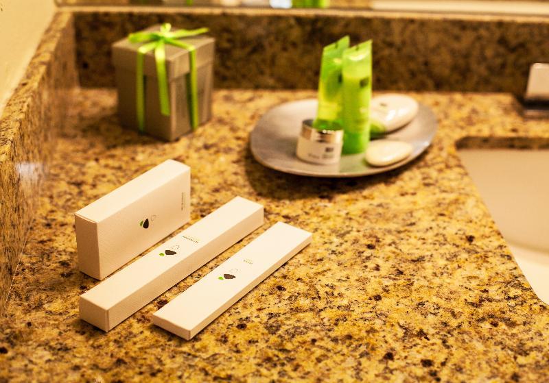 Plaza Gallery Hotel Boutique Сан-Кристобаль-де-Ла-Касас Экстерьер фото