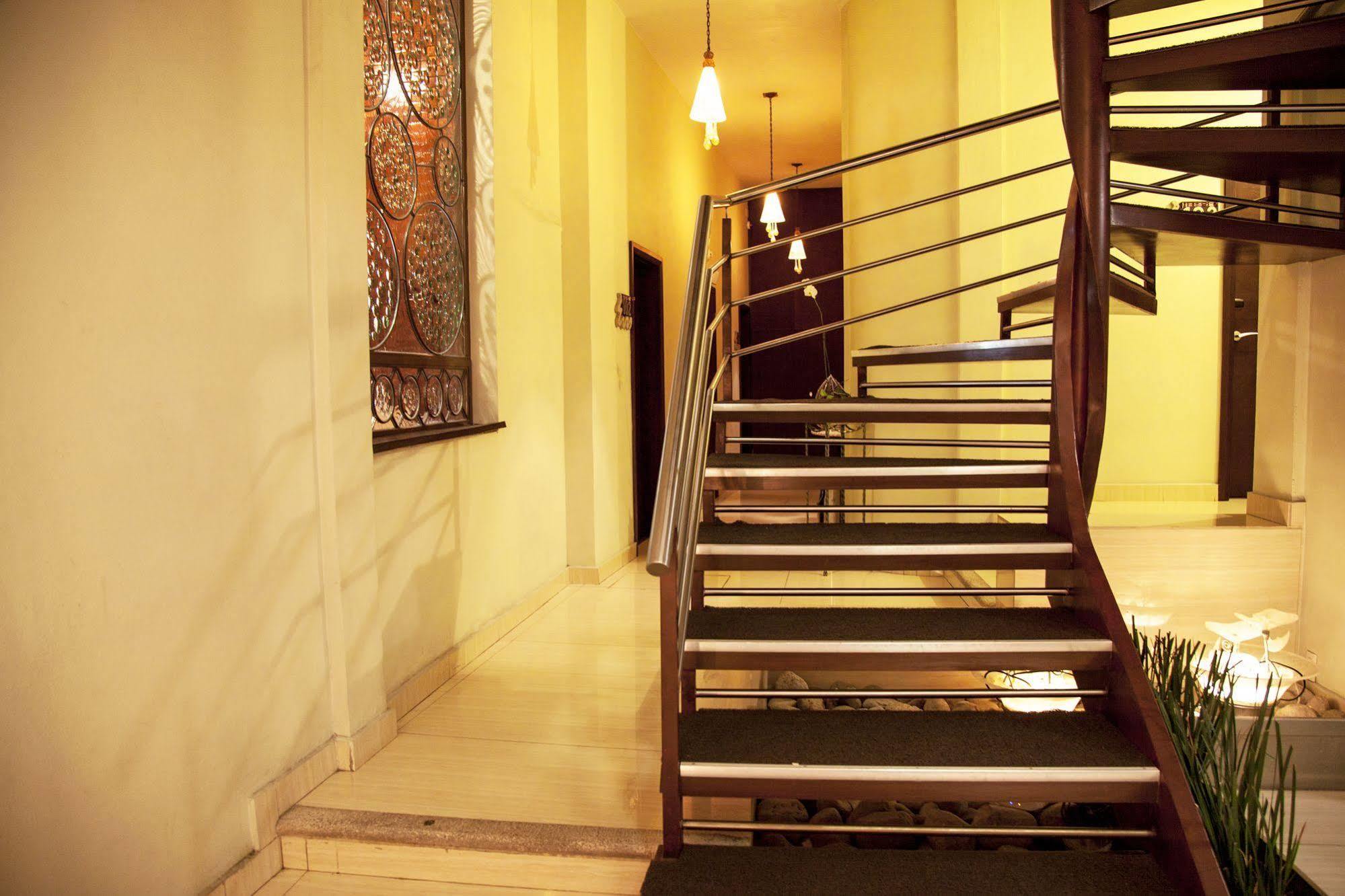 Plaza Gallery Hotel Boutique Сан-Кристобаль-де-Ла-Касас Экстерьер фото