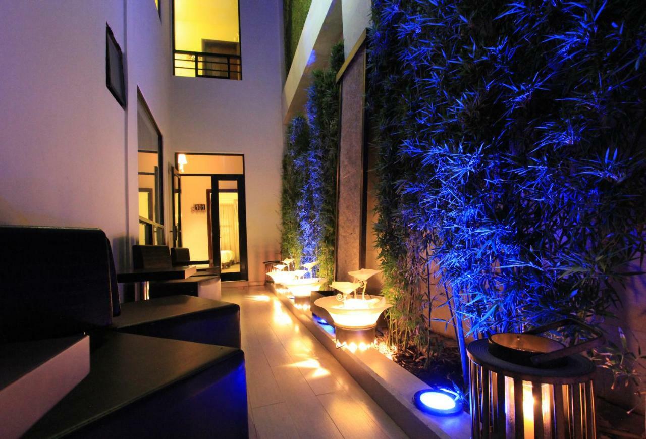 Plaza Gallery Hotel Boutique Сан-Кристобаль-де-Ла-Касас Экстерьер фото