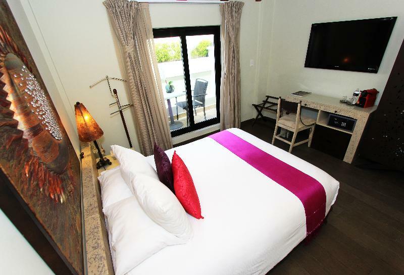 Plaza Gallery Hotel Boutique Сан-Кристобаль-де-Ла-Касас Экстерьер фото