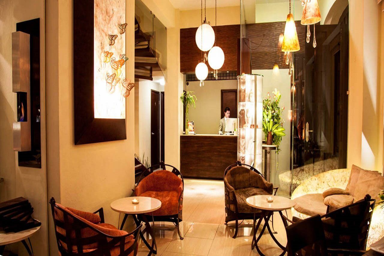 Plaza Gallery Hotel Boutique Сан-Кристобаль-де-Ла-Касас Экстерьер фото